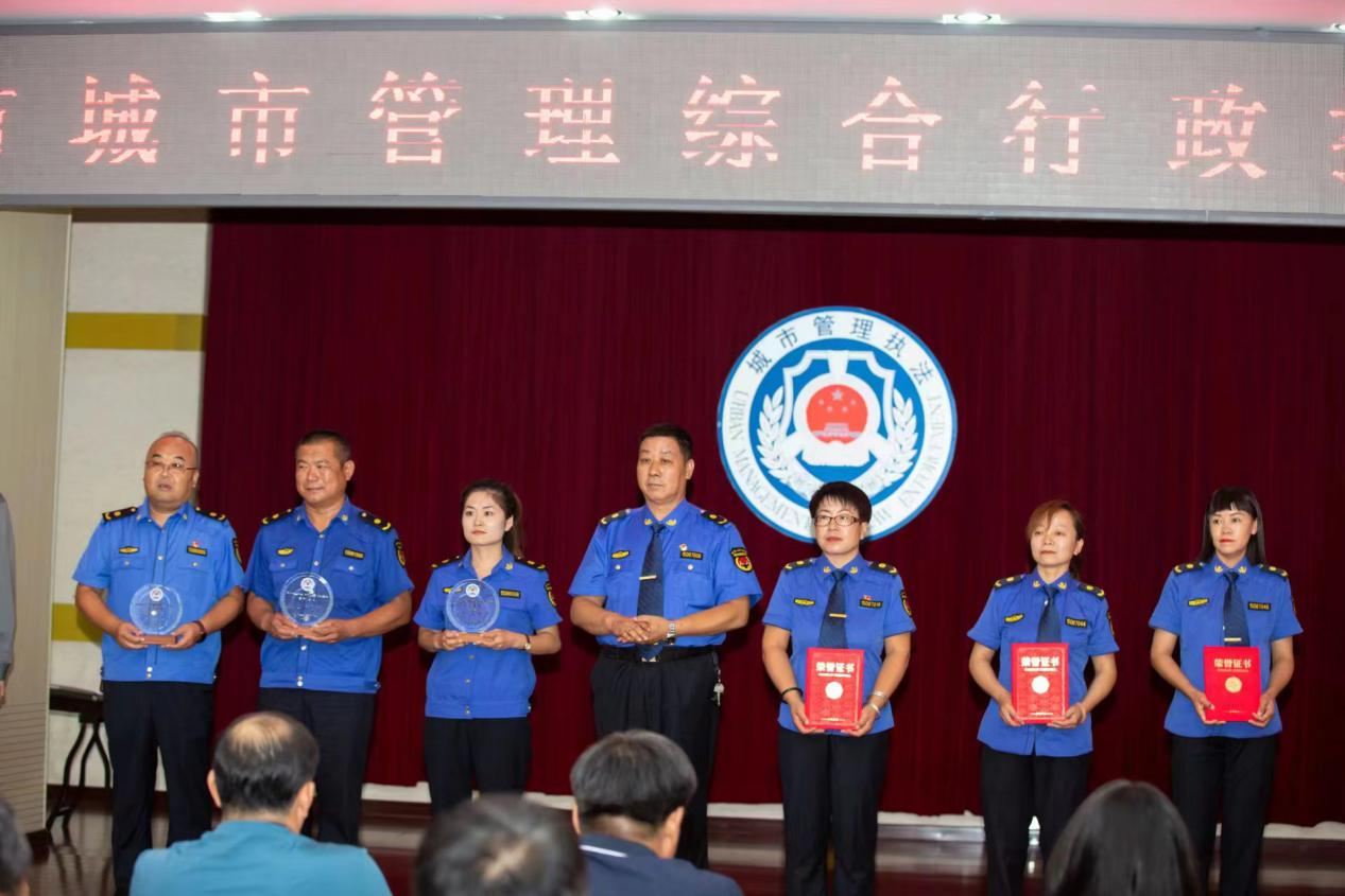 巴彦淖尔市住房和城乡建设局“擂台比武”展风采 切磋交流促提升相关图片
